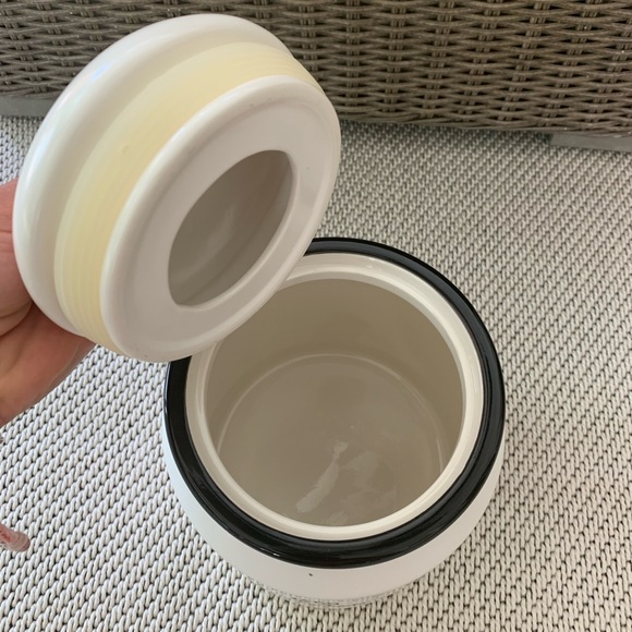 Ceramic dog treat jar - Picture 3 of 5